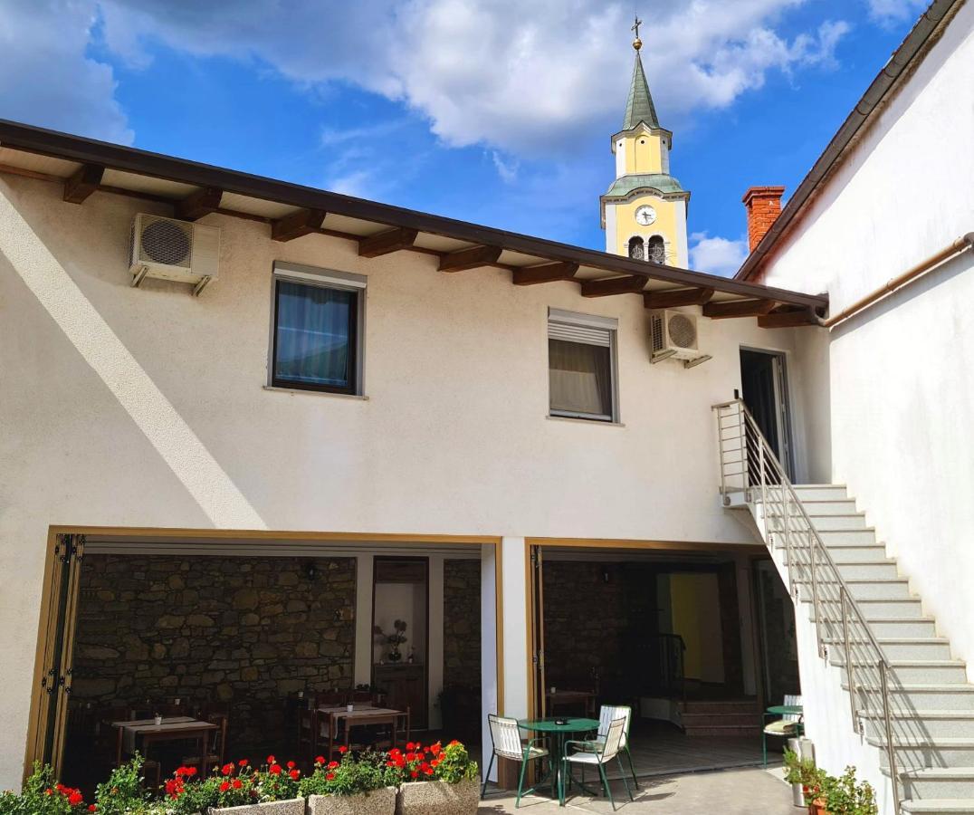 Restaurant & Getaway Pri Kobalu Apartment Vipava